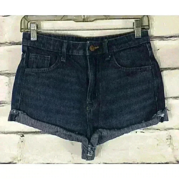 H & M Womens Size 6 Blue High Waist Short Cuffed Jean Shorts - Picture 1 of 4
